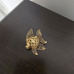 Elegant Gold Fish Brooch